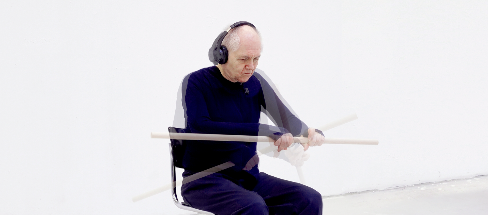 Patient performing therapeutic exercise with motion tracking